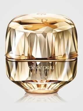 Clé de Peau Beauté Luxury Skincare Bundle